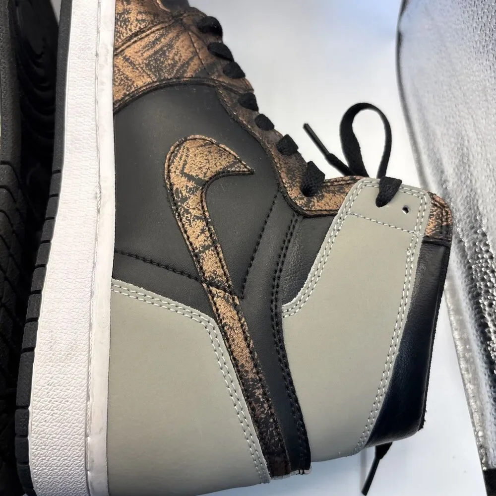 Nike Air Jordan 1 Retro High OG Patina Rust Copper Size 9.5 555088-134